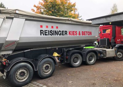 Fahrzeugbeschriftung LKW