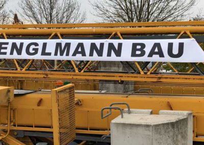 Kranbanner Liebherr 27TT